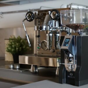 Alternative view of EUREKA MIGNON PERFETTO 50 220-240V/50-60Hz - 16 CR CHROME